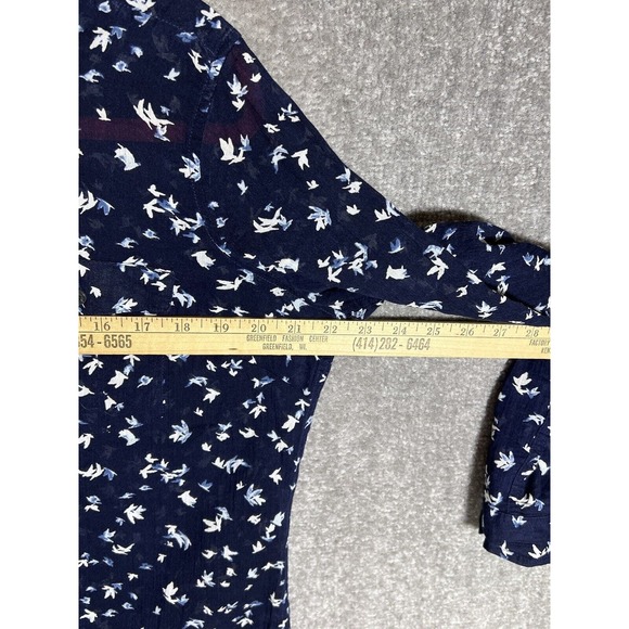 Eddie Bauer Bird Print‎ Crinkle Semi Sheer Button Up Top Womens Size PL Blue - Picture 10 of 11